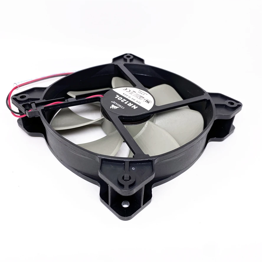 DC12V 0.22A 120MM Corsair 1202 - đánh giá và giá Case Fans